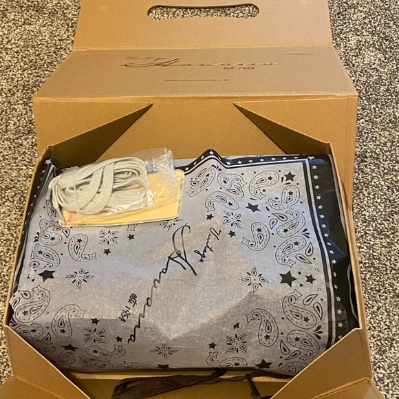 Bani 2 Sneaker - Picture 7 of 11